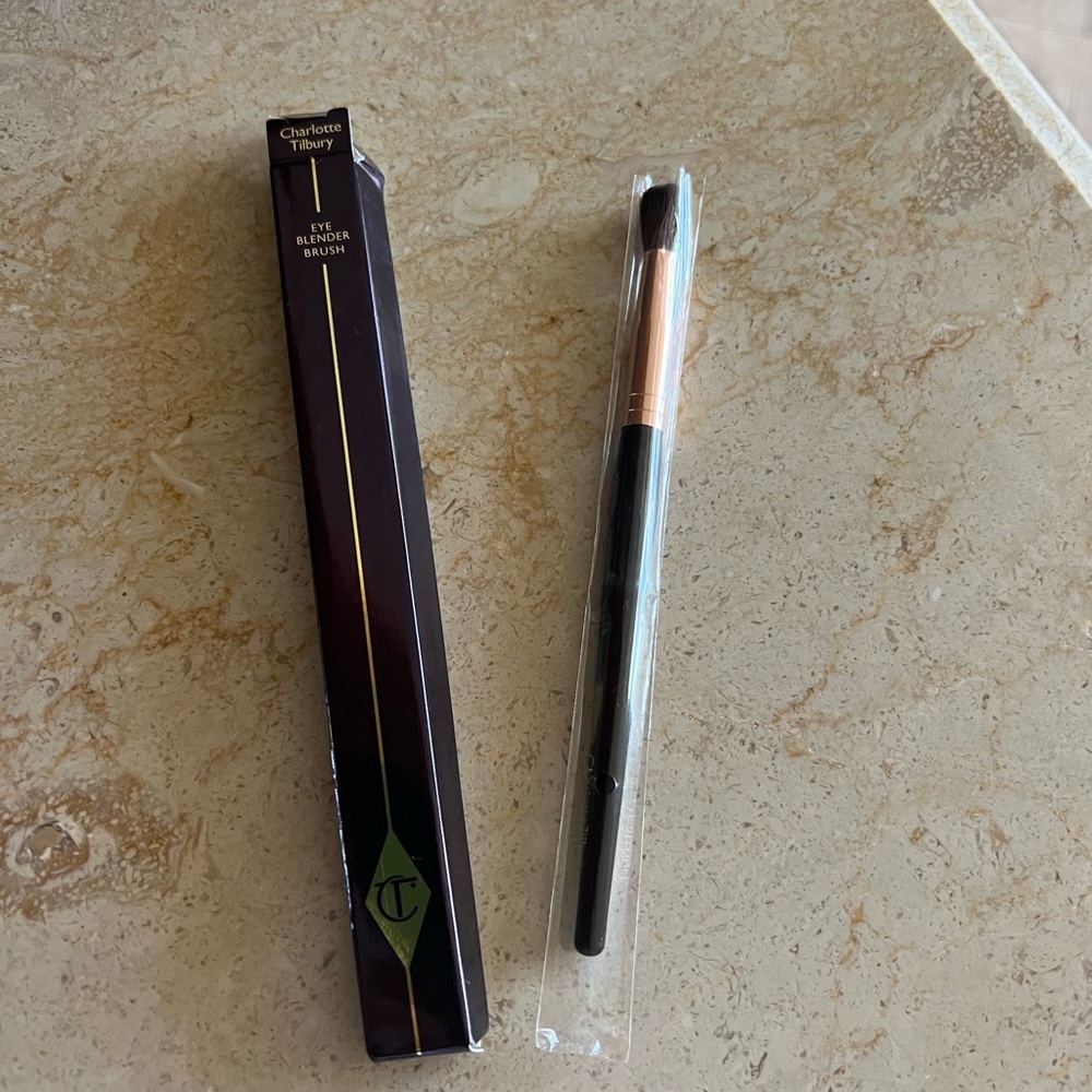 Charlotte Tilbury Eye Blender Brush